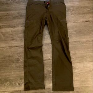 Never worn wrangler work pants